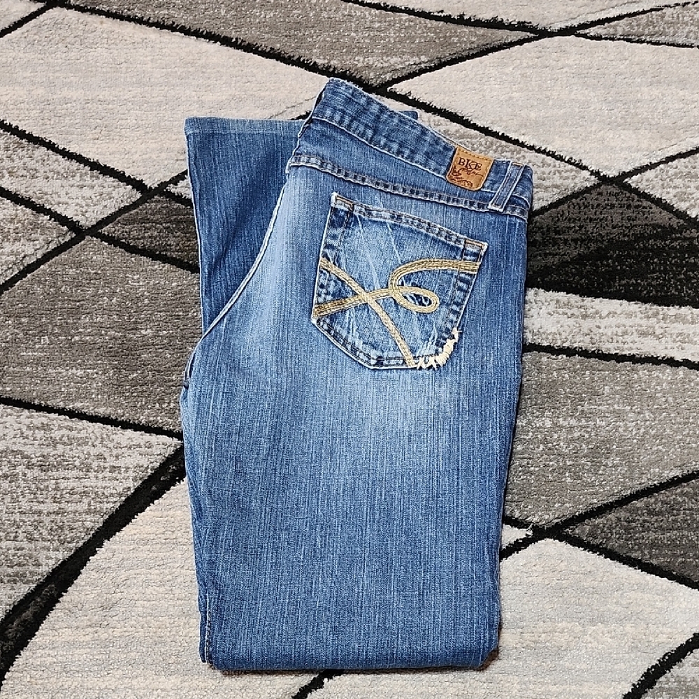 VINTAGE BKE STAR 18 EMBROIDERED STRETCH MID-RISE BOOT-CUT DENIM JEAN 32